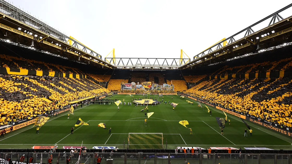Arenabild över Signal Iduna Park